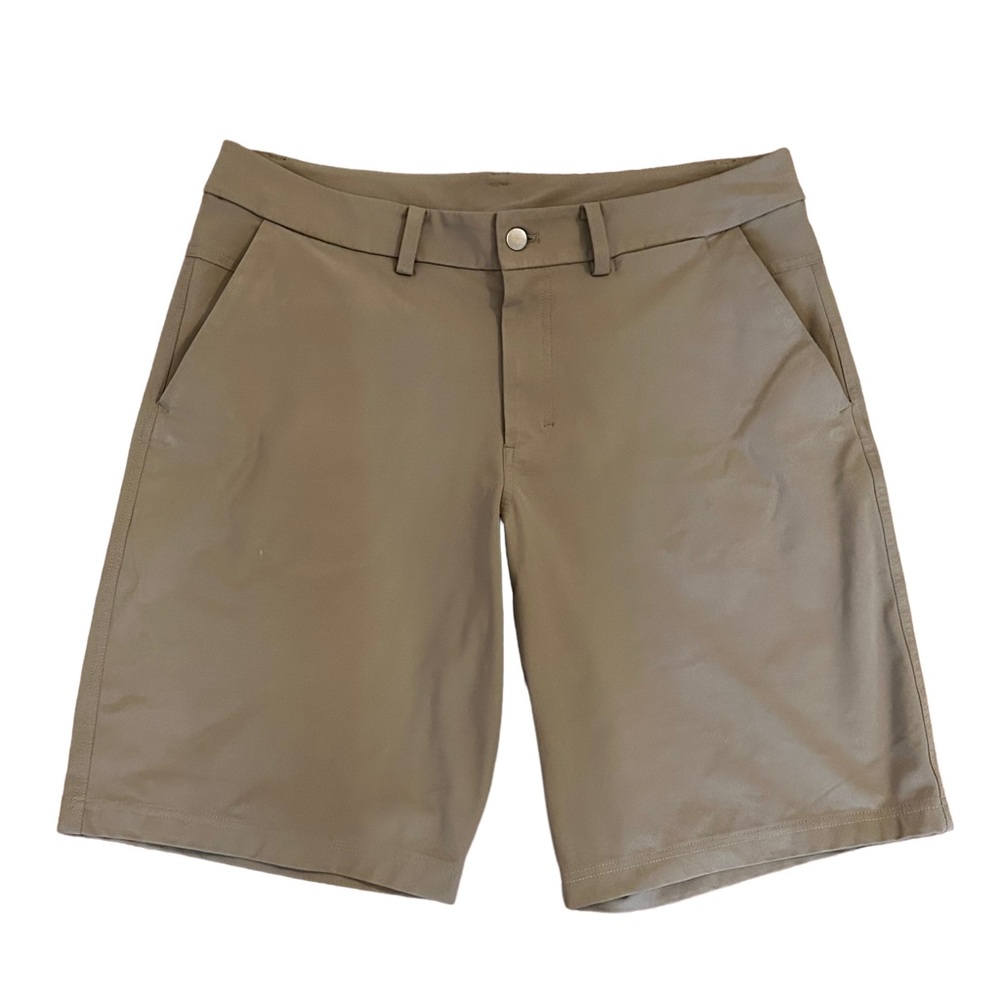 Lululemon Flat Front Stretch 11” Bermuda Shorts Men’s SZ 36 in Khaki Green